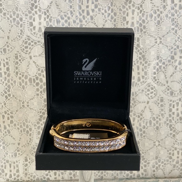Swarovski Gold and Crystal Bracelet - Picture 2 of 6